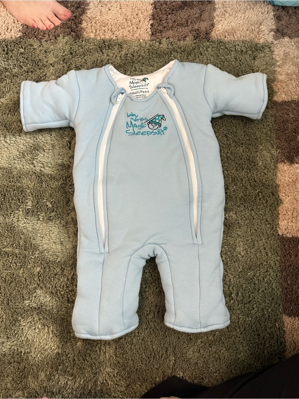 Baby magic Merlin sleep suit